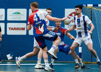 Żarówka:  Po raz 14. Parada Konna w Żarówce.