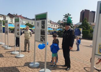 Tarnobrzeg. Wystawa plenerowa poświęcona Tarnobrzeskiemu Zagłębiu Siarkowemu.