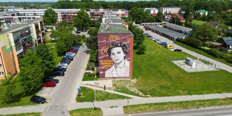 Nisko: Powstał mural upamiętniający major Marię Mirecką-Loryś
