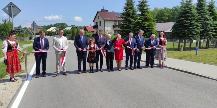 Mielec: Droga relacji  Dulcza Wielka – Żarówka oficjalne odebrana