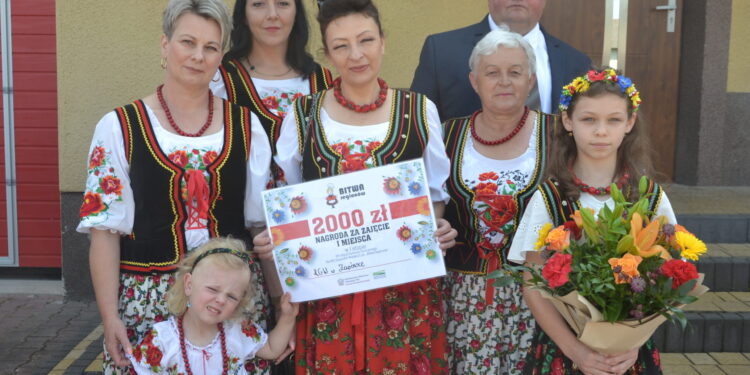 Mielec: Wygrała  „Bieda” z Żarówki