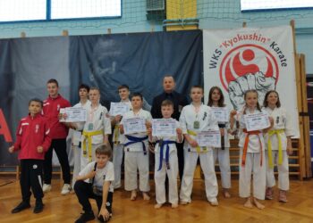 Sandomierz: Udany start karateków