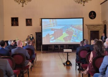 Sandomierz: 25 lat Pilkington Automotive Poland.