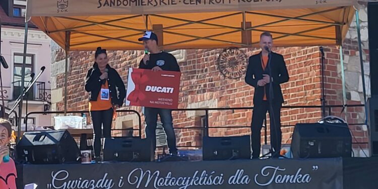 Sandomierz: Ponad 27 tysięcy złotych na protezę dla Tomka Choraba