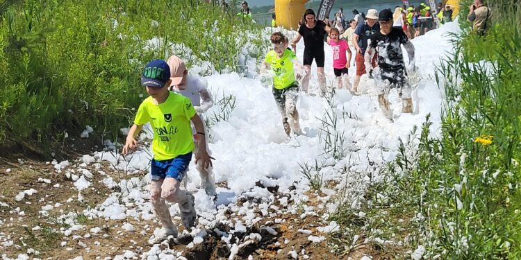 Tarnobrzeg. Rekordowy RUN FIT nad Jeziorem Tarnobrzeskim