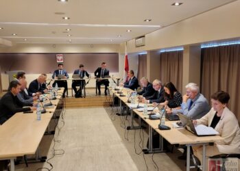 Nowa Dęba. Burmistrz bez absolutorium i wotum zaufania