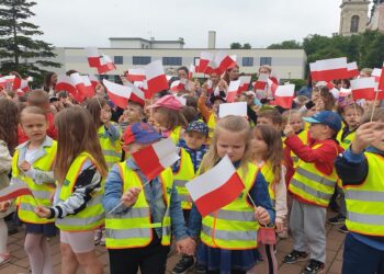 Tarnobrzeg. Dzieci zaśpiewały Bartoszowi.