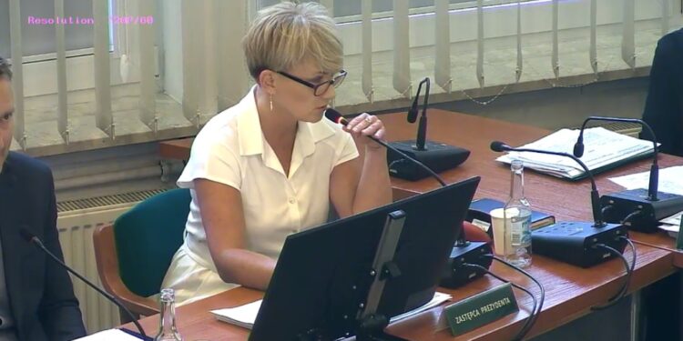 Mielec: Zasadność zwiększenia środków finansowych  pod lupą radnych 