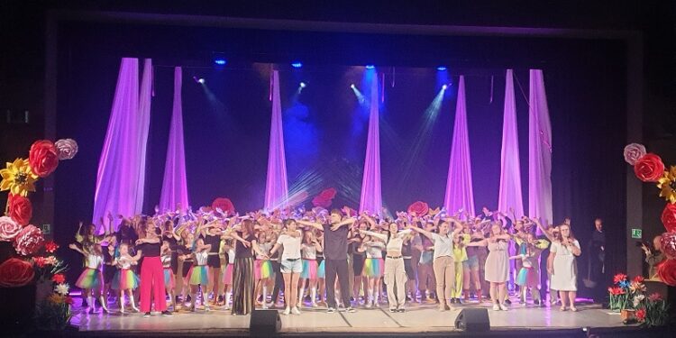 Tarnobrzeg. Było na co popatrzeć. Za nami „Artystyczne więzi pokoleń”.