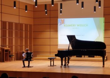 Tarnobrzeg. Sympozjum naukowo-biznesowe w Państwowej Uczelni Zawodowej.