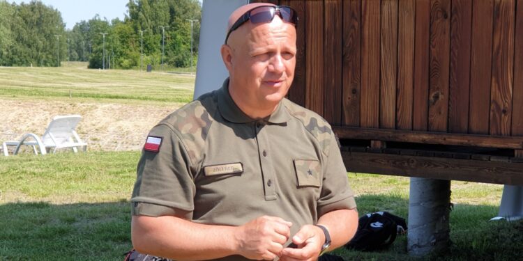 Tarnobrzeg. Ostrzegają przed niebezpiecznymi znaleziskami.