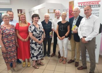 Tarnobrzeg. Informator Seniora poświęcony rocznicy odkrycia złóż siarki.