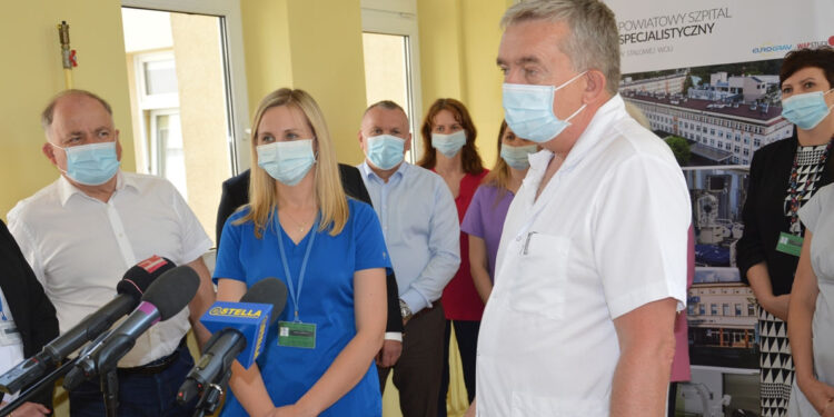 Stalowa Wola: Nowy ordynator oddziału Neonatologicznego i nowy sprzęt