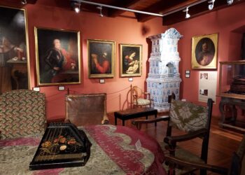 Sandomierz: Dom Długosza ważnym przystankiem na mapie wakacyjnych wędrówek.