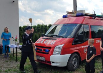 Zawierzbie: OSP ma nowy garaż i samochód.