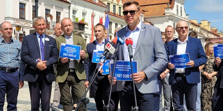 Sandomierz: Ulice Zamkowa i Milberta przejdą remont.