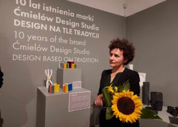 Sandomierz: Nowoczesna twarz ćmielowskiej porcelany.