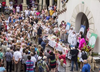 Baranów Sandomierski. O Lasowiackiej Kuchni na zamku