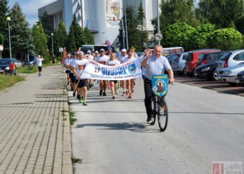 Tarnobrzeg. Po raz XXVII biegną na Jasną Górę