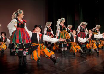 Nowa Dęba. Zgłoś się do Konkursu Lasowiackiego Tańca Tradycyjnego