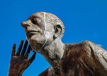 Tarnobrzeg. Mieszkańcy w Światowy Dzień Słuchania.