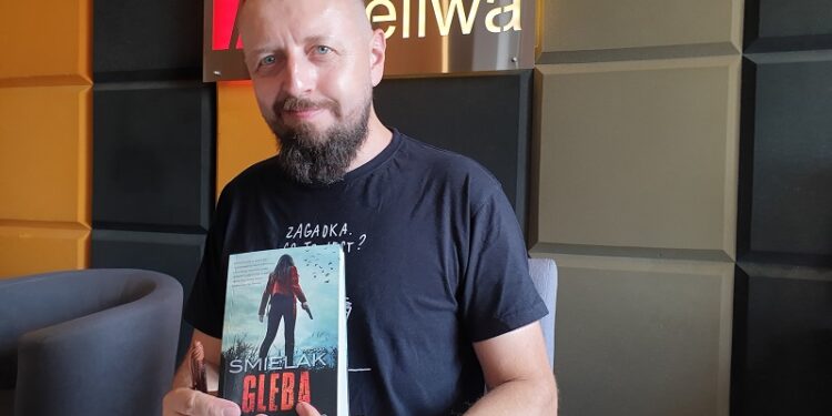 Rozmowa z Michałem Śmielakiem autorem książki „Gleba”.