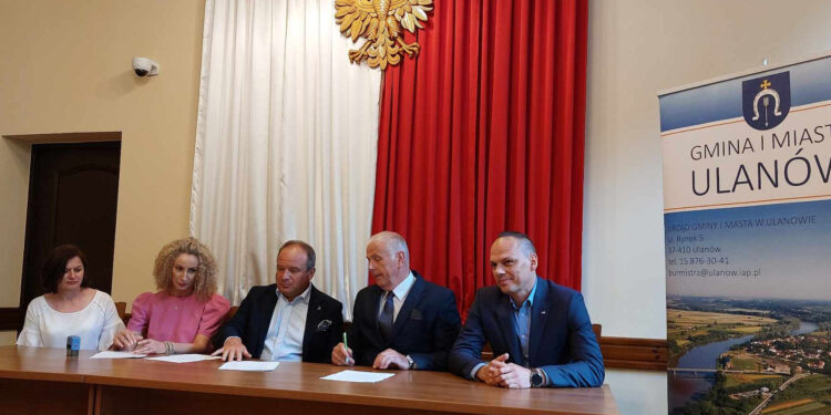 Ulanów: Jest umowa na inwestycję kończącą proces kanalizacji Gminy Ulanów