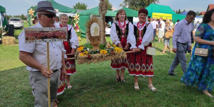 Chorzelów: Święto plonów Gminy Mielec.
