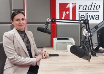 Sandomierz: Młodzież z Ostroga przyjeżdża do miasta.