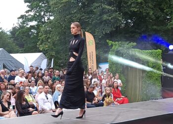 Nowa Dęba. Modowe show