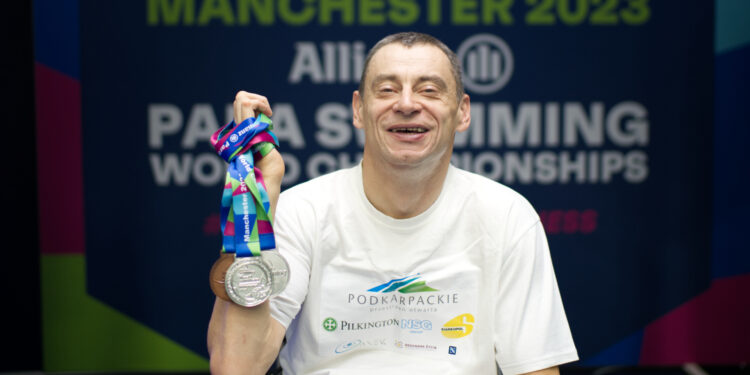 Sport. Dwa srebra i brąz na Mistrzostwach Świata w Pływaniu Niepełnosprawnych