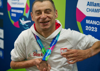 Sport. Pływanie. Jacek Czech z brązem na mistrzostwach Świata w Manchesterze