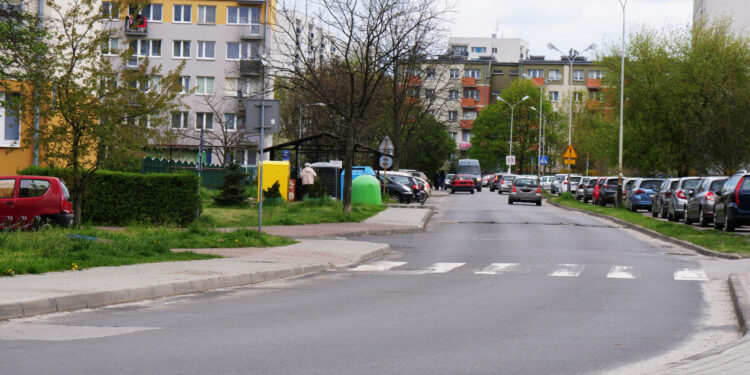 Stalowa Wola: Przetarg na przebudowę ulicy osiedlowej Jana Pawła powtórzony