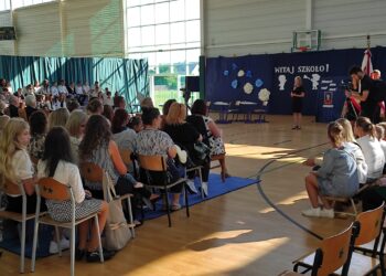 Mielec:   Powroty do szkolnej ławki….