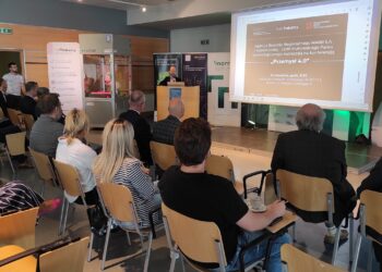 Mielec: Konferencja  -Przemysł 4.0