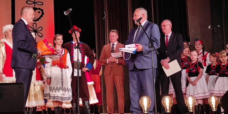 Mielec: Świętowali  swoje 30-lecie działalności artystycznej