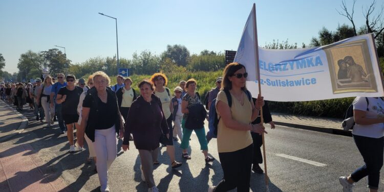 Sandomierz, Sulisławice: Ku czci Matki Bożej Bolesnej.