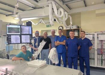 Sandomierz: Innowacyjny zabieg wszczepienia reduktora przepływu wieńcowego.