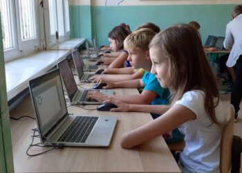 Tarnobrzeg. Nowy sprzęt dla uczniów i nauczycieli