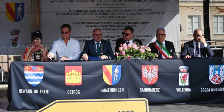 Sandomierz: Festiwal Krzemienia Pasiastego i obchody jubileuszowe partnerstwa miast.