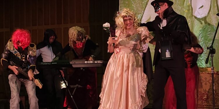 Tarnobrzeg. Uczestnicy ŚDS-ów na przeglądzie artystycznym