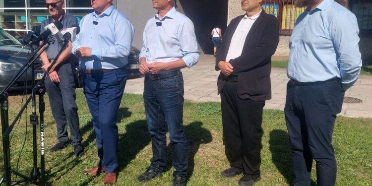 Tarnobrzeg. Konferencja z udziałem Zdzisława Gawlika, kandydata PO do Sejmu