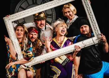 Stalowa Wola: Popremierowy powrót na scenę „Łysej Śpiewaczki” już w poniedziałek