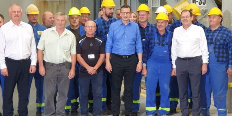 Tarnobrzeg. Premier Mateusz Morawiecki z wizytą w „Siarkopolu”.