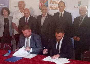 Nisko: Umowa na ostatnią fazę rozbudowy szpitala podpisana