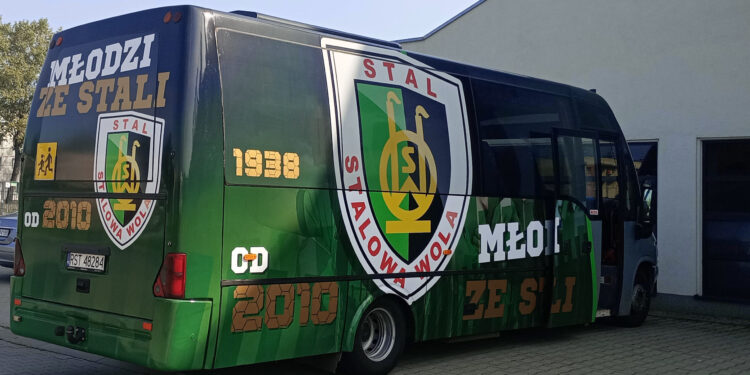 Stal Stalowa Wola: Na konferencji Stali o busie dla drużyn młodzieżowych i sponsorze