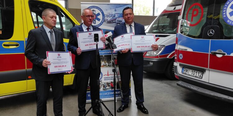 Mielec: Wsparcie finansowe na zakup nowych karetek