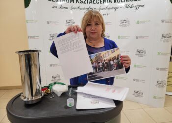 Sandomierz: Kapsuła czasu na zwieńczenie jubileuszu 100-lecia.