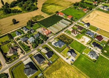 Sandomierz: Miliony dla powiatu pozwolą na otwarcie terenów inwestycyjnych.