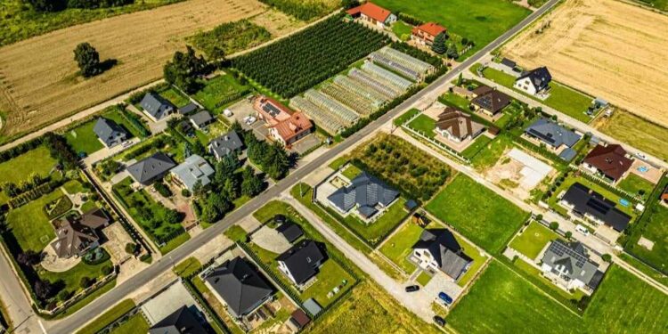 Sandomierz: Miliony dla powiatu pozwolą na otwarcie terenów inwestycyjnych.